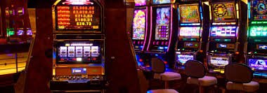 jdkx Myanmar Online Gaming Platform — ကစားသမားများ ဝမ်းသာပျော်ရွှင်စွာ ကစားနေသောမြင်ကွင်း